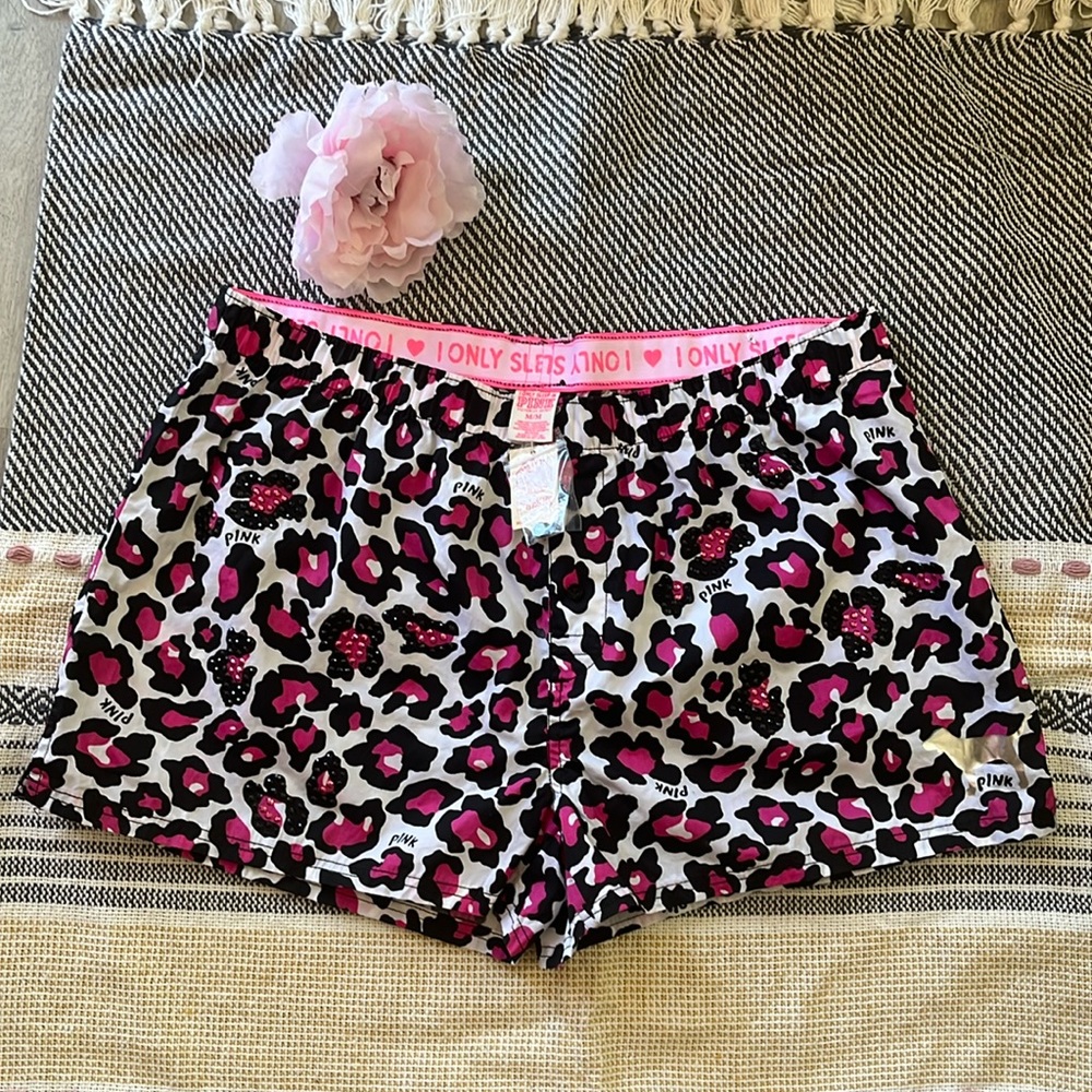 (SOLD) Deadstock Victoria’s Secret pink sleep shorts